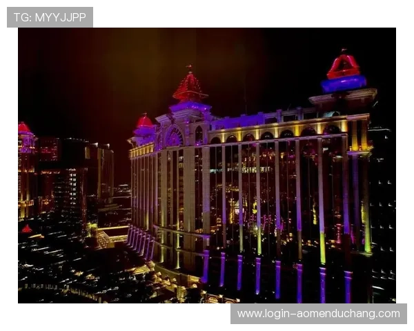 巴黎人澳门，独具特色的夜生活与精彩的表演让你流连忘返